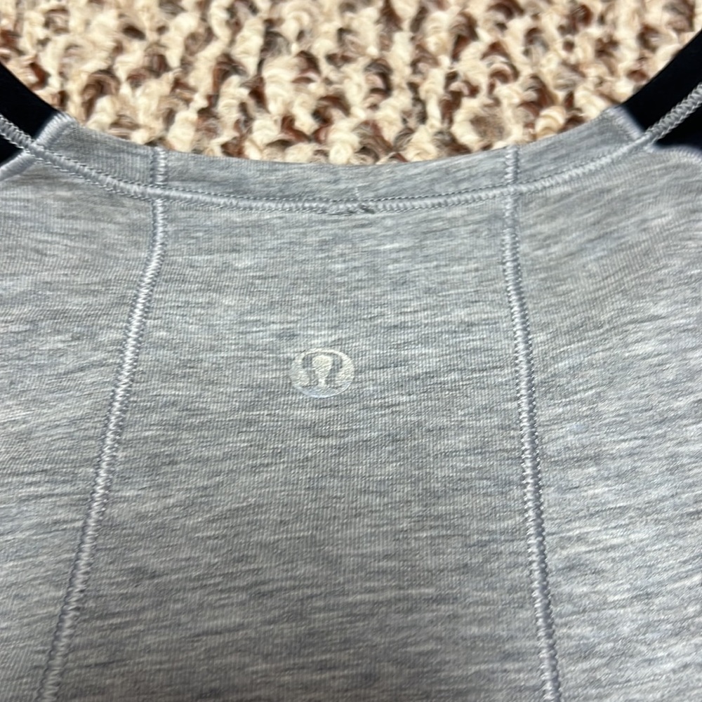 Lululemon - Picture 8 of 8